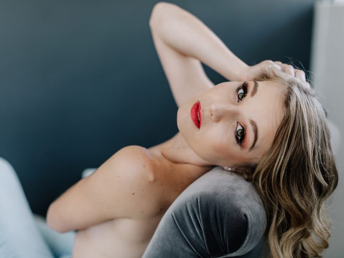 Ms S